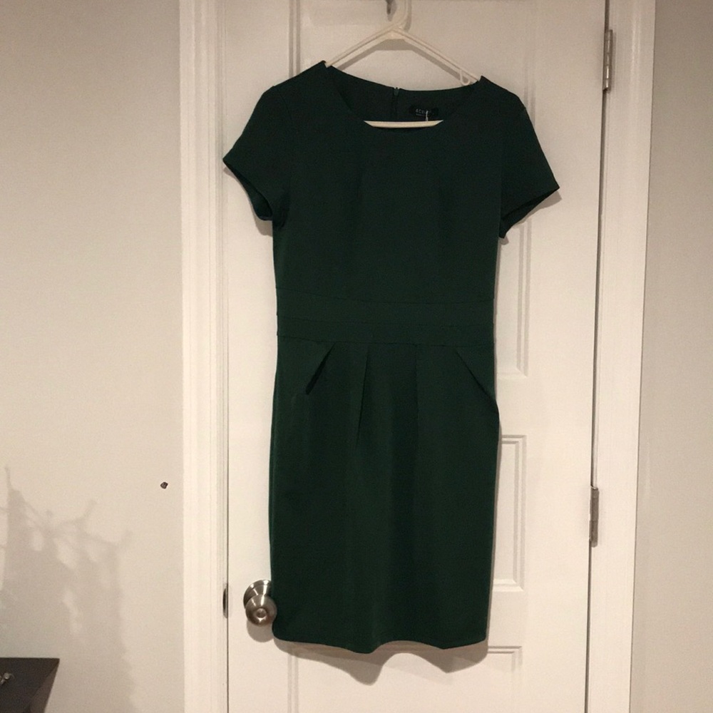 Perfect office dress!
